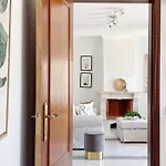 Stylish 3 Bedroom Close To The