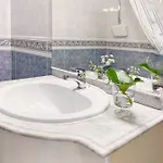 דירה Stylish 3 Bedroom Close To The מונטה גורדו