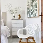 דירה Stylish 3 Bedroom Close To The *