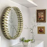 Stylish 3 Bedroom Close To The דירה *