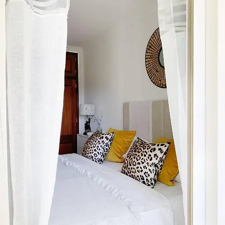 Apartment Stylish 3 Bedroom Close To The Monte Gordo