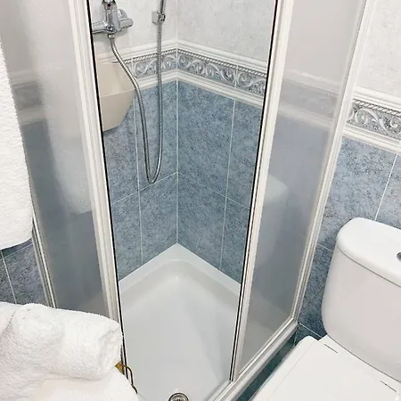 Stylish 3 Bedroom Close To The モンテ・ゴルド