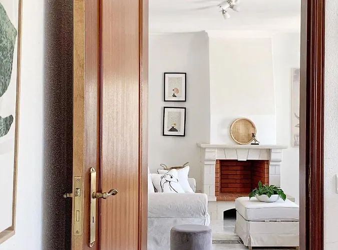 Stylish 3 Bedroom Close To The